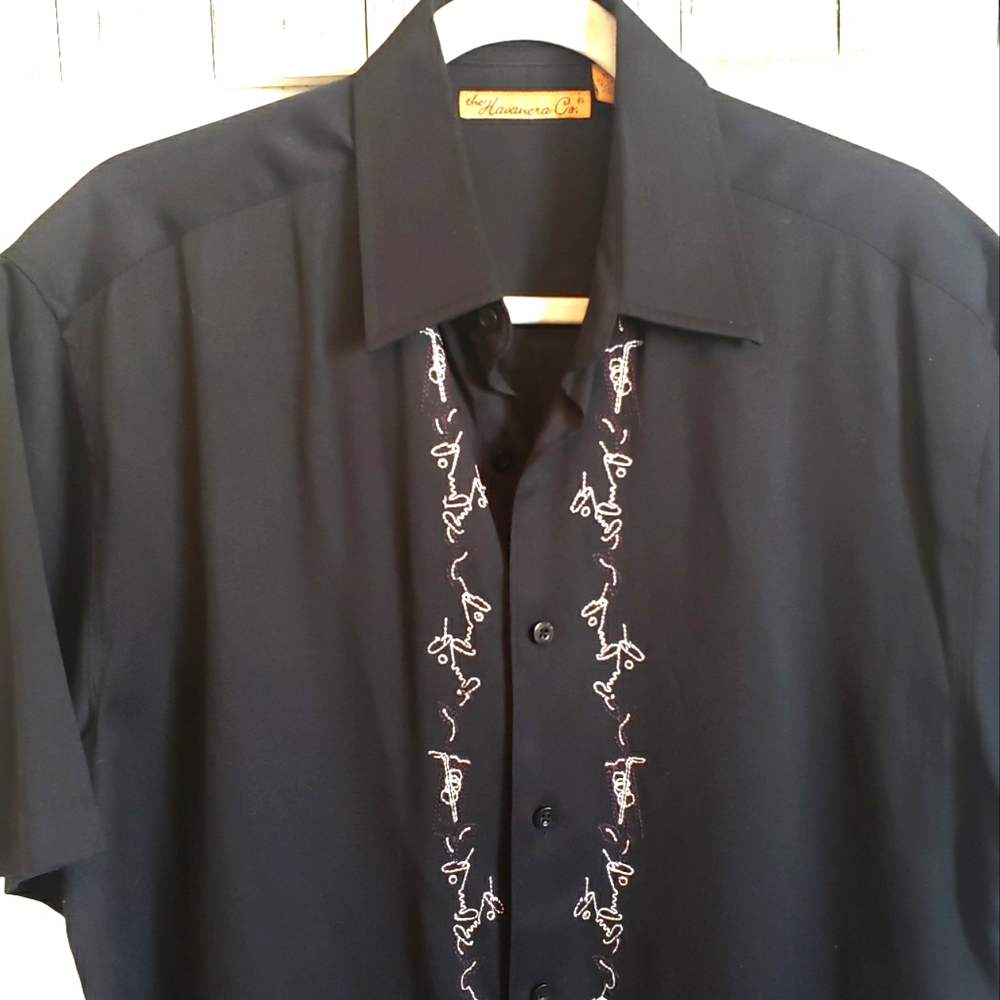 The Havanera Co Black Embroidered Short Sleeve Button Down Camp Shirt Medium